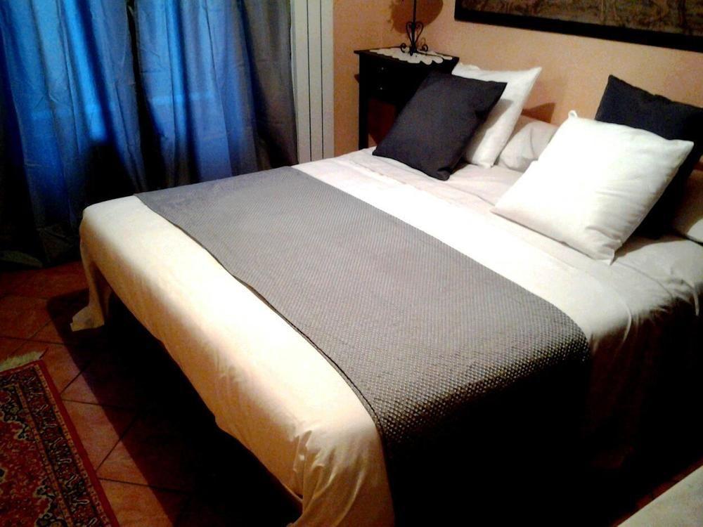 Rocca Di Bed & Breakfast 3*