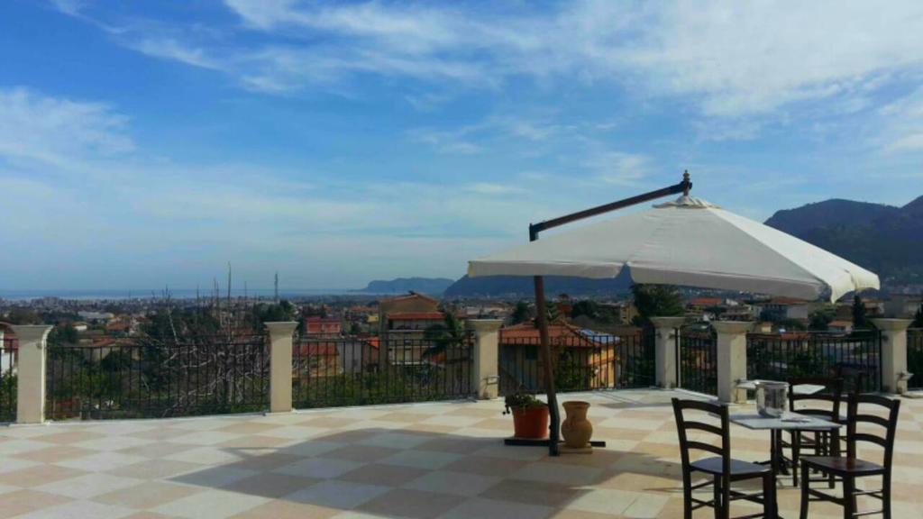 Rocca Di Bed & Breakfast