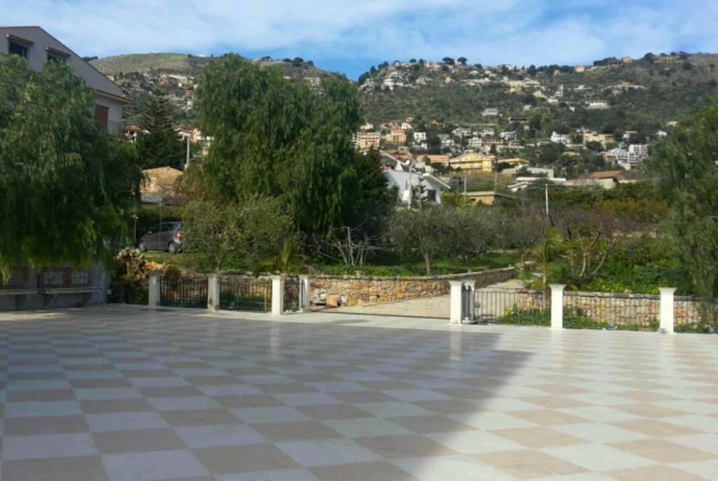 Rocca Di Bed & Breakfast
