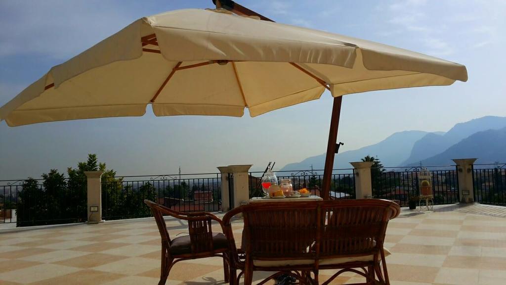 Rocca Di 3*